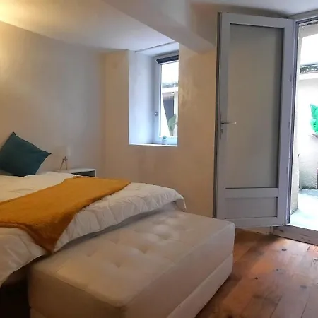 Vue Cité-centre Historique-patio-tendance-calme Apartamento *